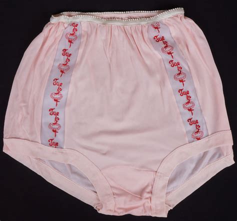 underwear from the 1950's|1950s panty line pictures.